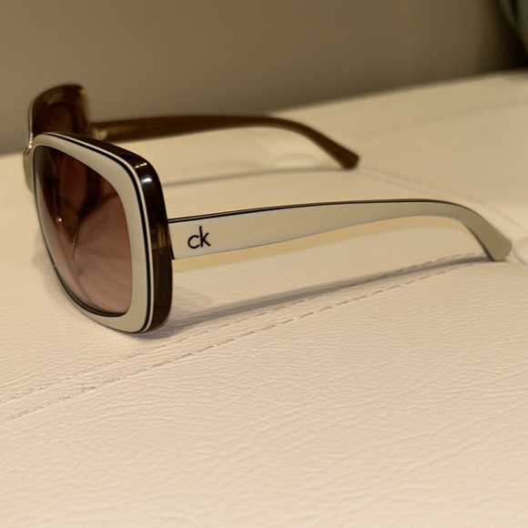 Calvin Klein Sunglasses - Picture 3 of 3
